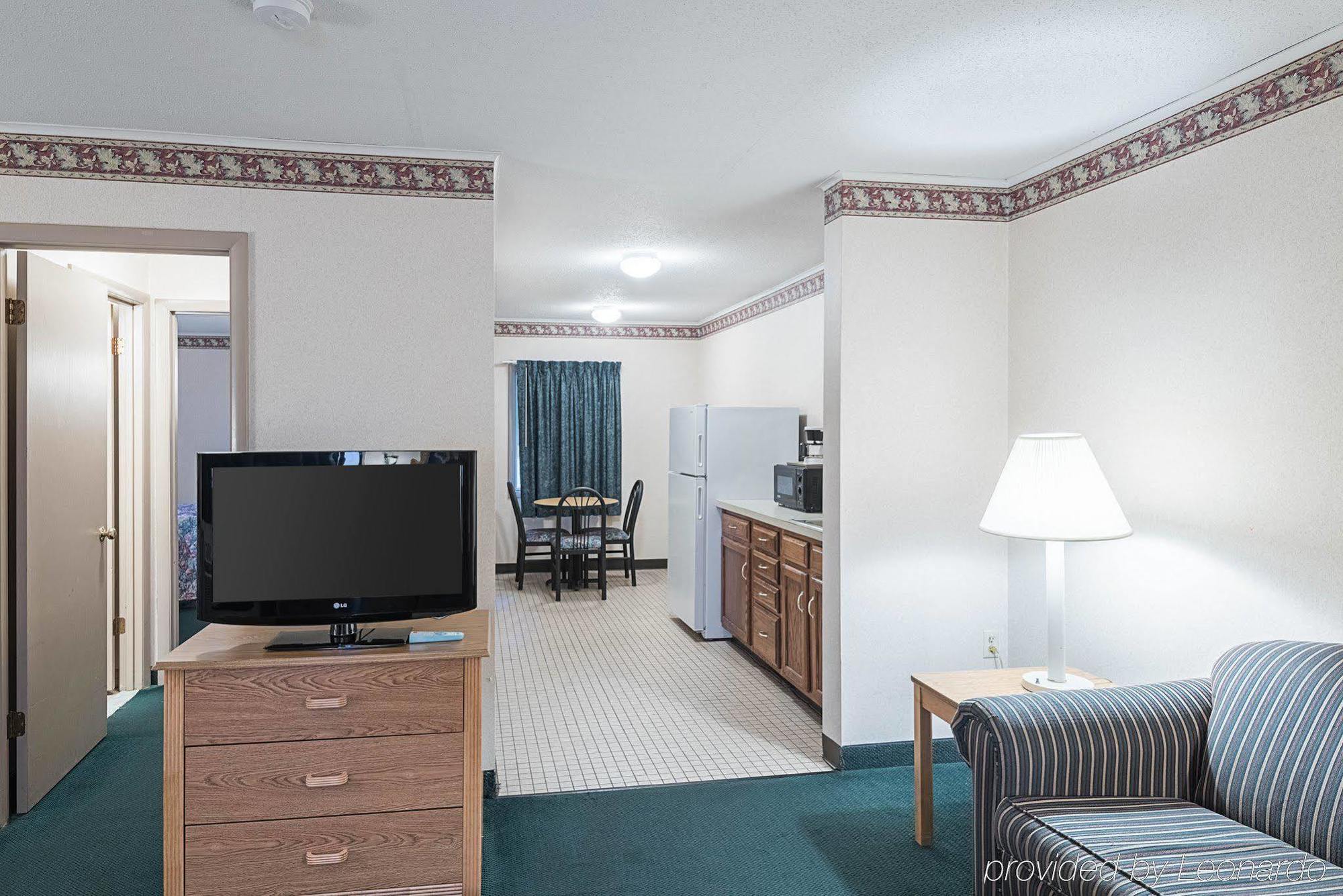 Rodeway Inn & Suites Rehoboth Beach Esterno foto